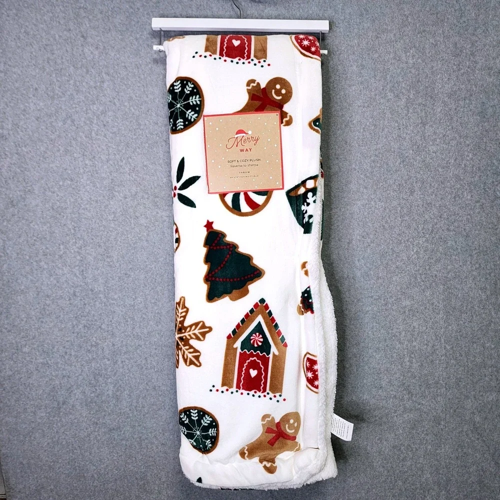 Gingerbread Man House Tree Throw Blanket Christmas Sherpa 50x70 Baking Plush NEW